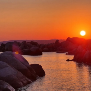 Couché de soleil rouge à Cavallo