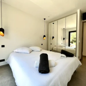 Grande Chambre accès terrasse 2