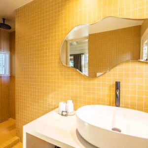 salle de bain orange