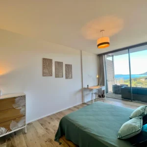 Chambre avec lit king size