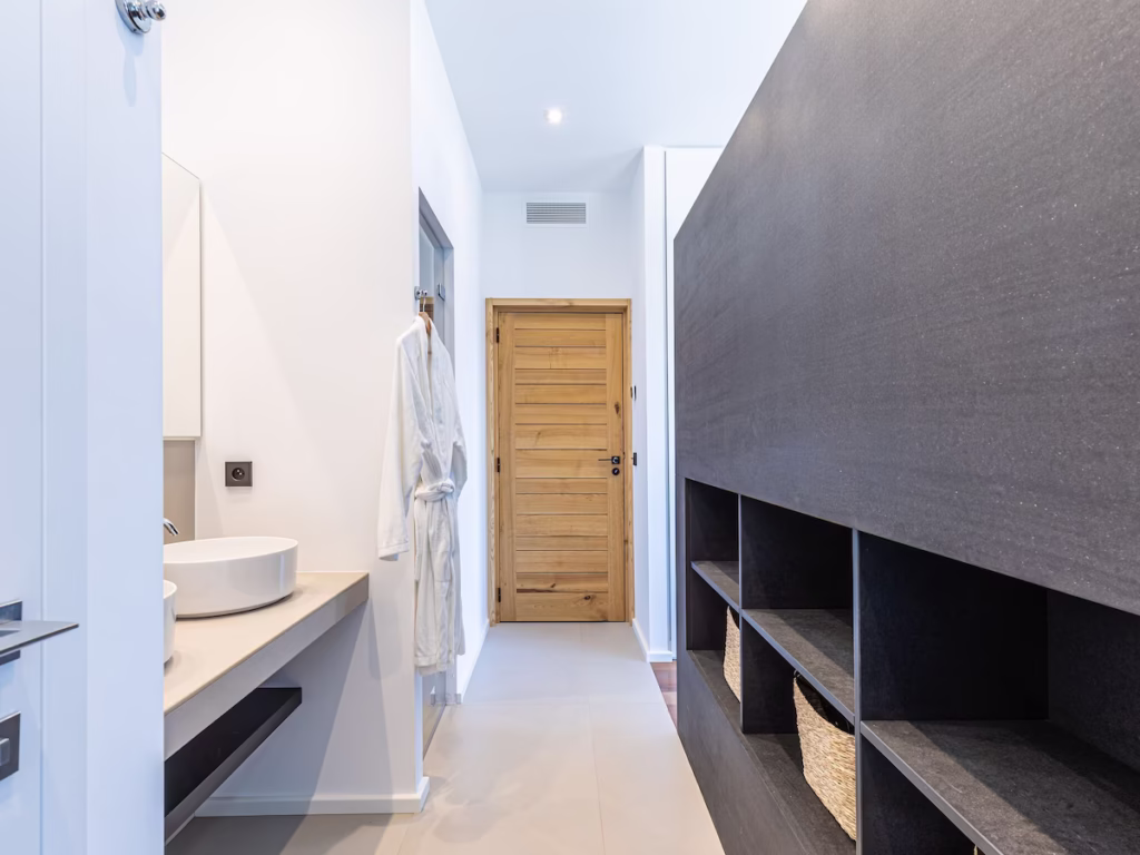 grande salle de bain de la Villa Fioraventi.