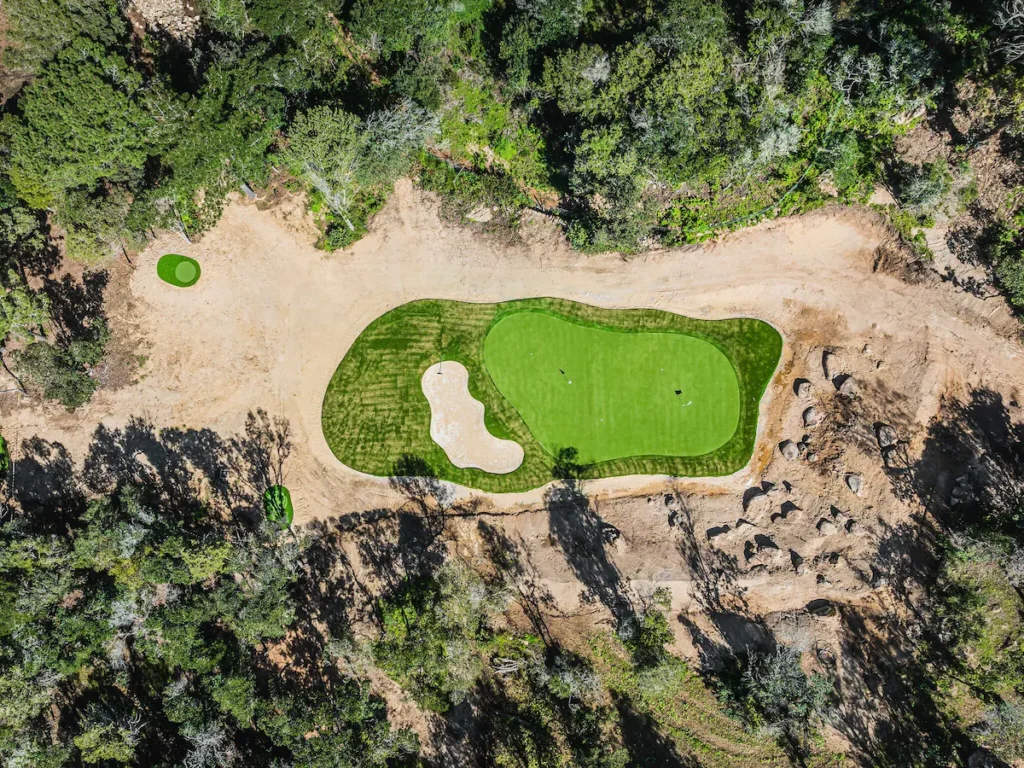 Vue aérienne sur le terrain de Golf privé de la Villa Fioraventi.